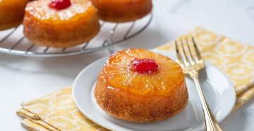 آموزش و طرز تهیه کیک با اسانس آناناس در تجارت فود